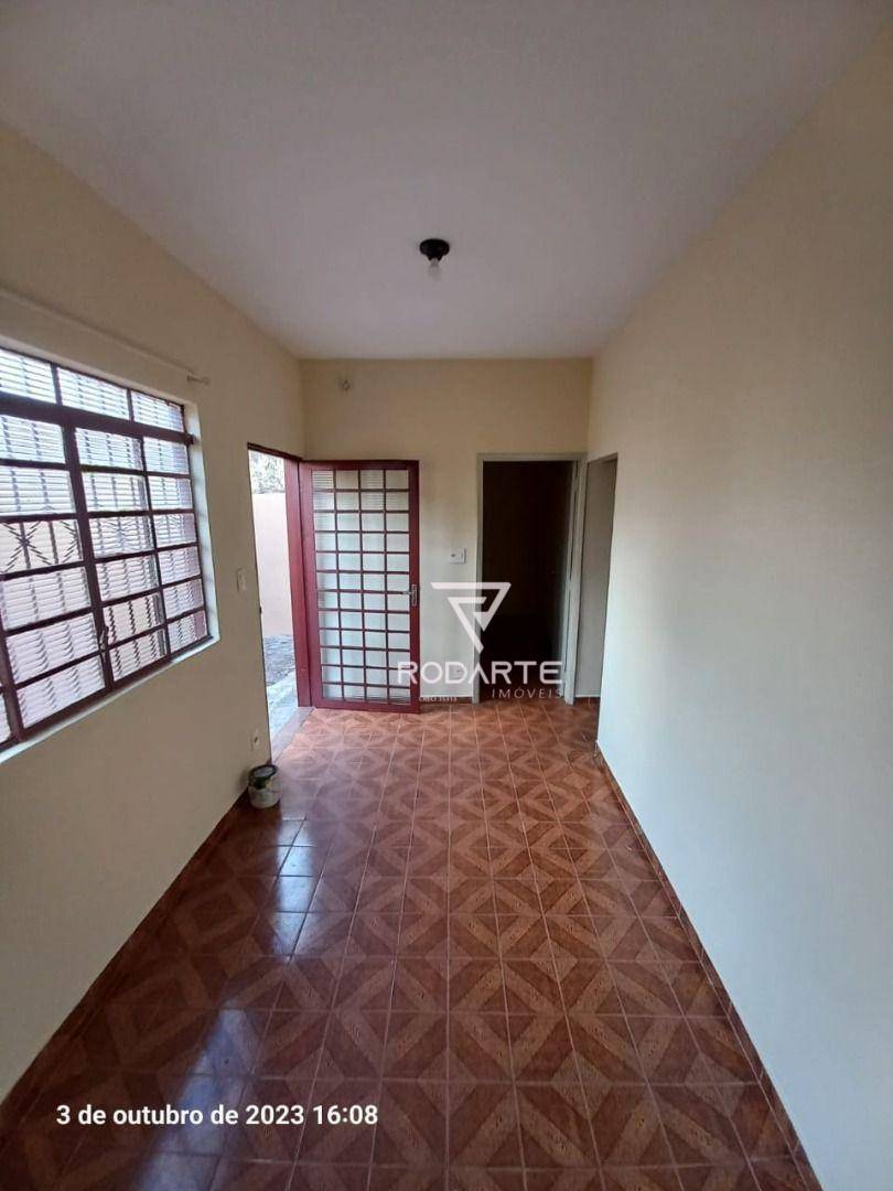 Casa para alugar com 2 quartos, 60m² - Foto 1