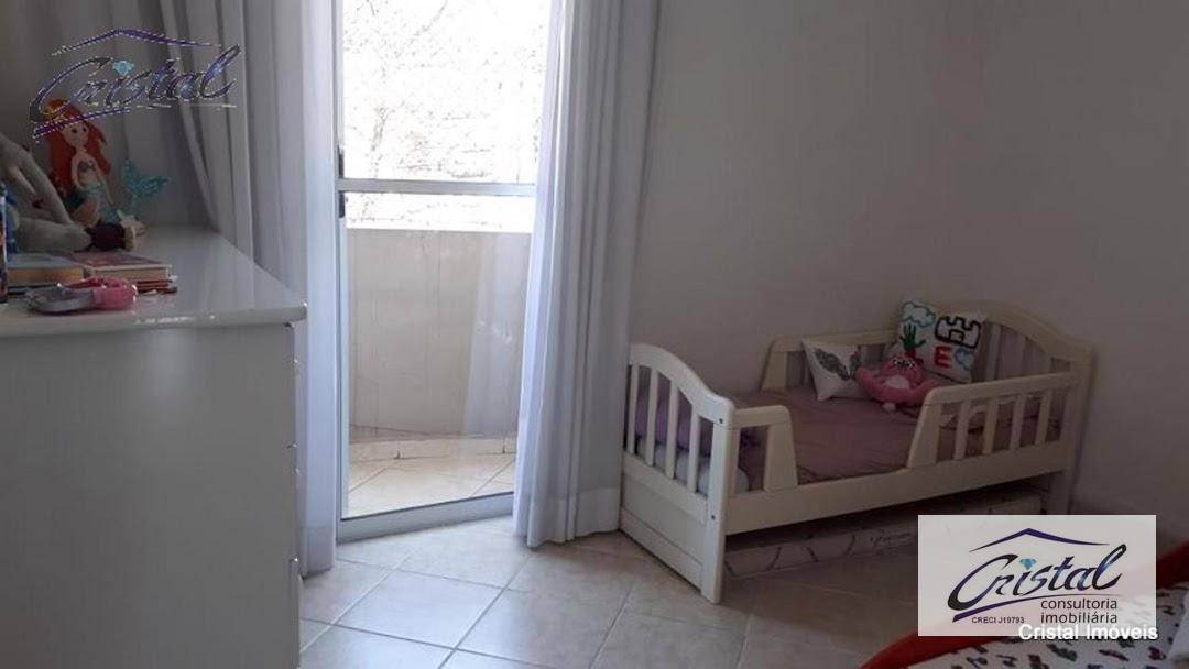 Casa à venda com 3 quartos, 250m² - Foto 15