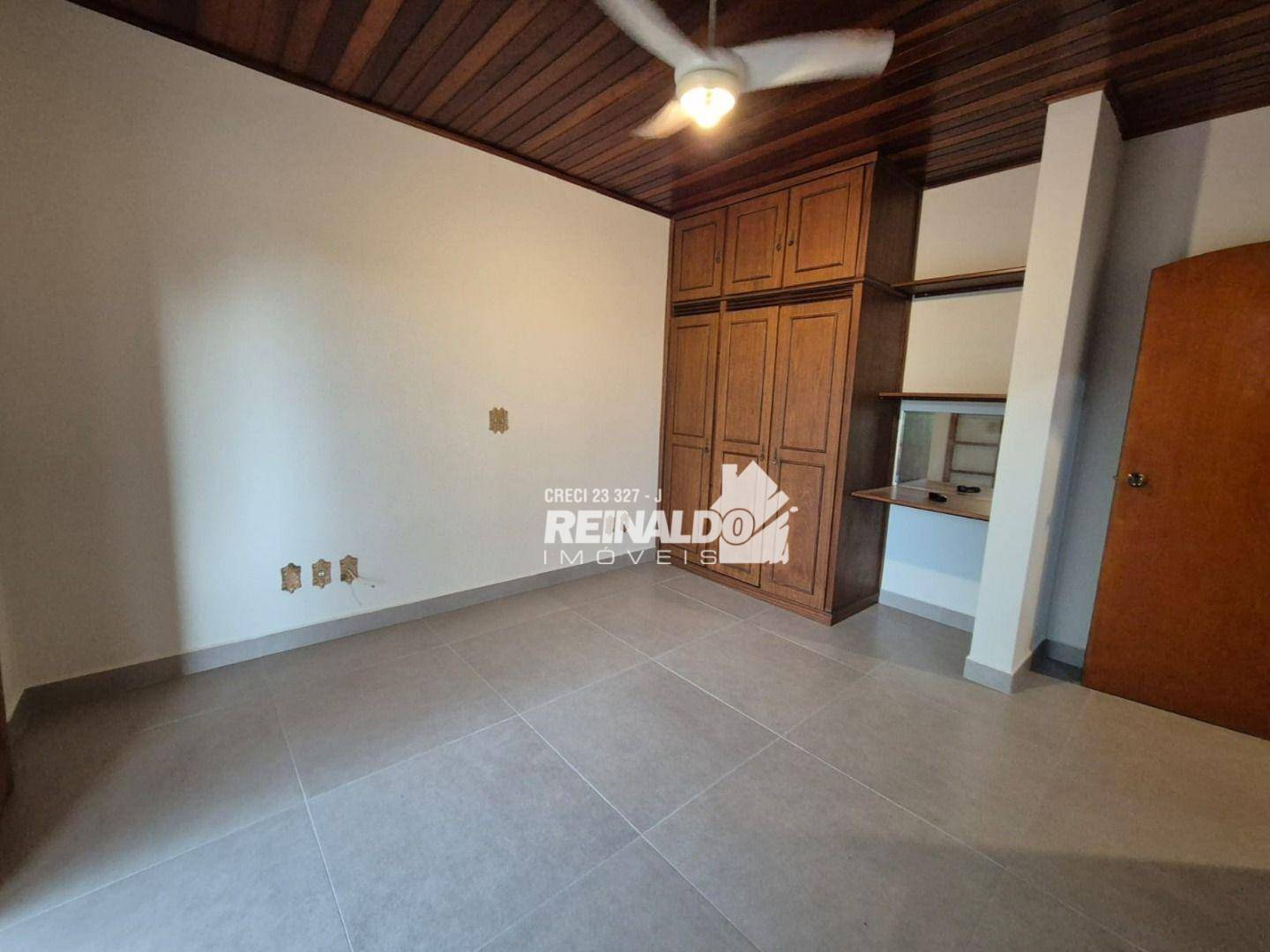 Casa de Condomínio à venda com 2 quartos, 360m² - Foto 18