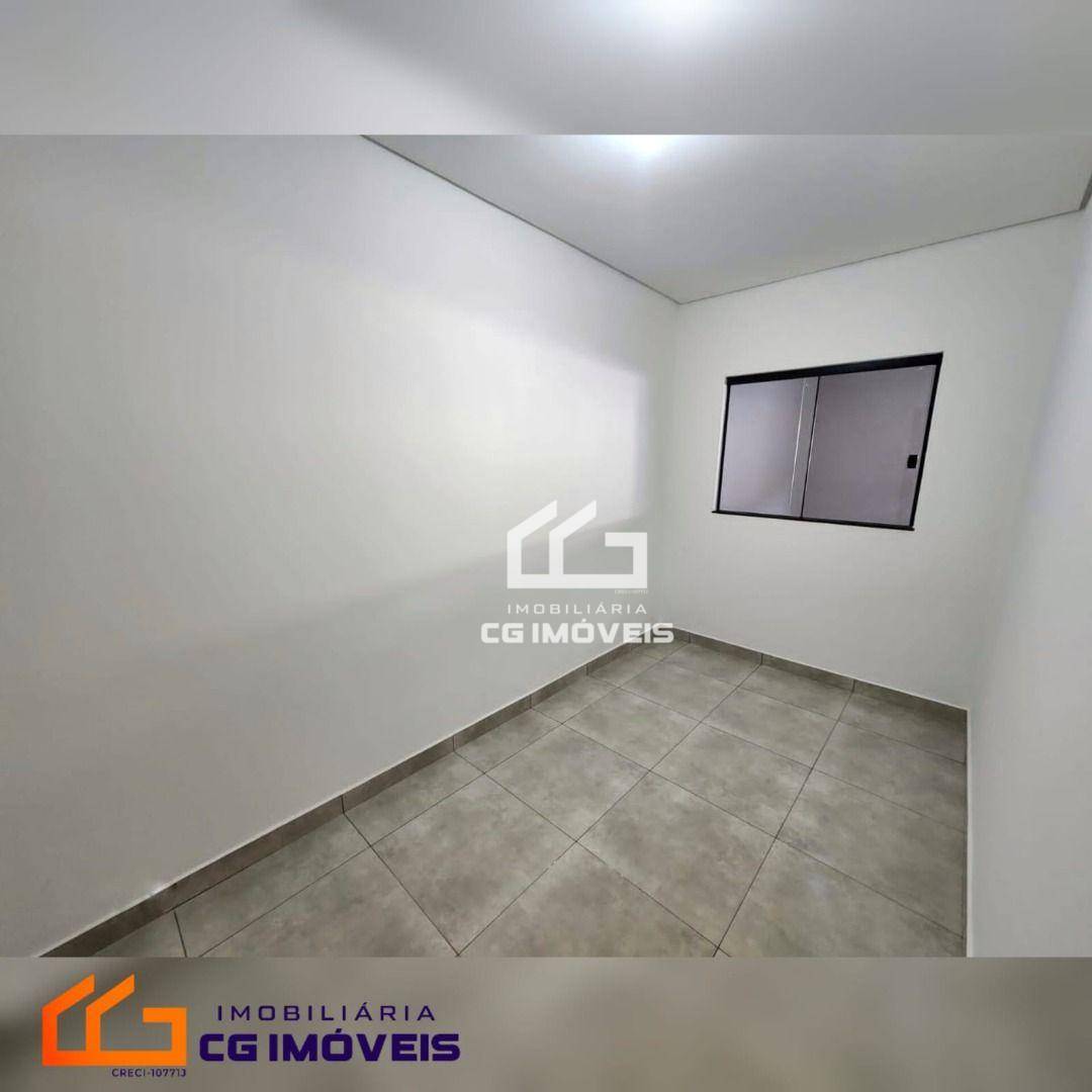 Casa à venda com 3 quartos, 48m² - Foto 7