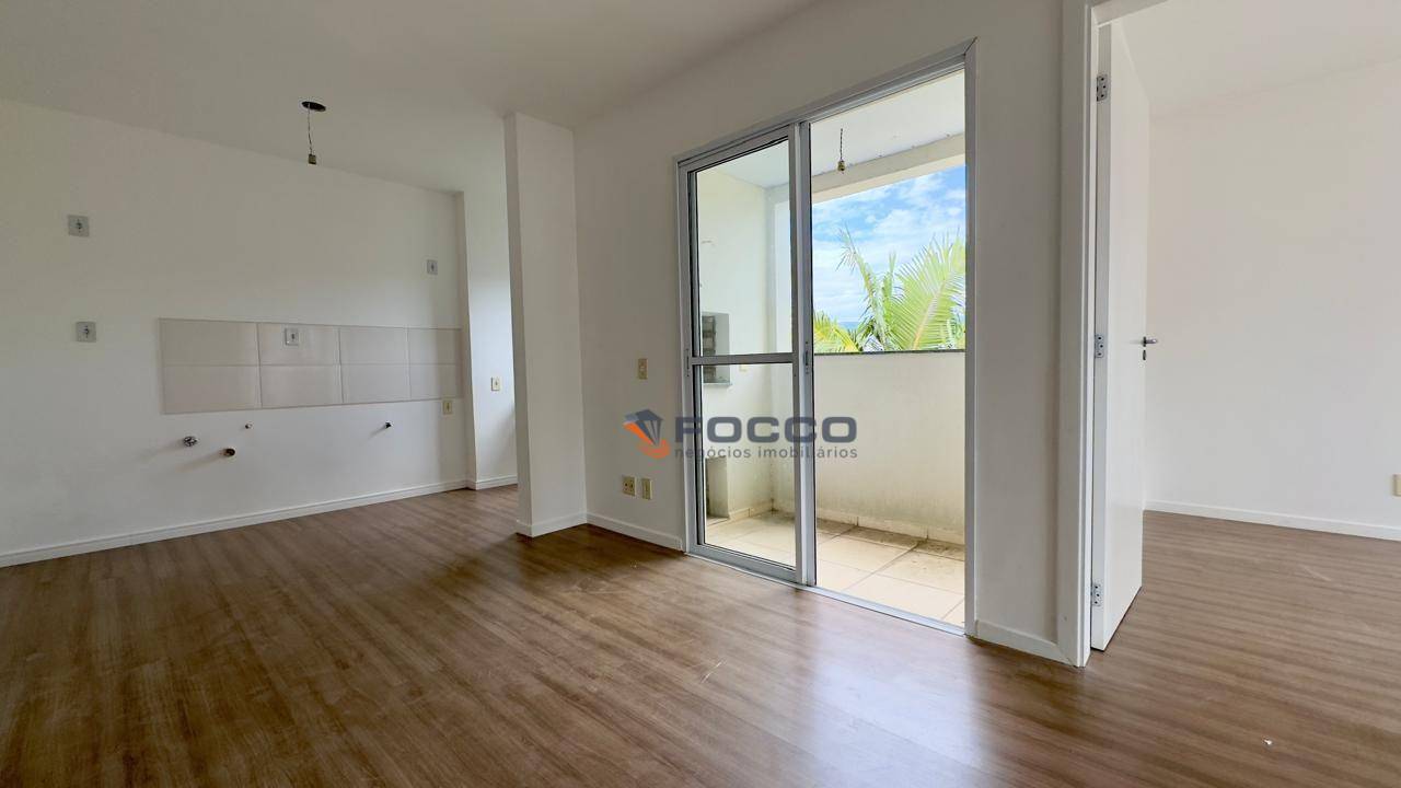 Apartamento à venda com 2 quartos, 50m² - Foto 2