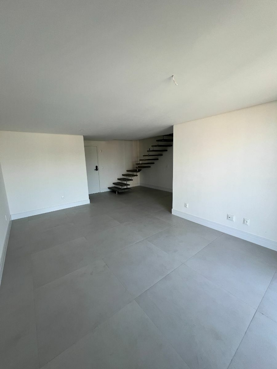 Apartamento à venda com 2 quartos, 95m² - Foto 8