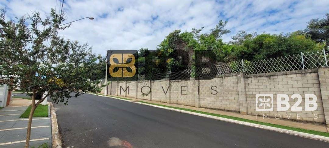 Casa à venda com 3 quartos, 150m² - Foto 46