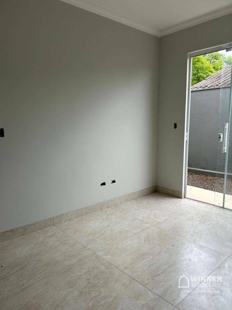 Casa à venda com 3 quartos, 92m² - Foto 5