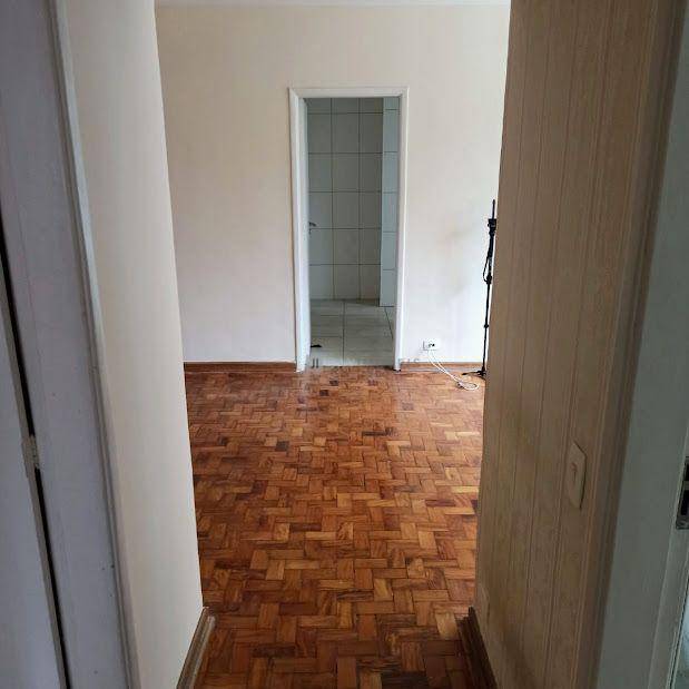 Apartamento à venda com 2 quartos, 82m² - Foto 4