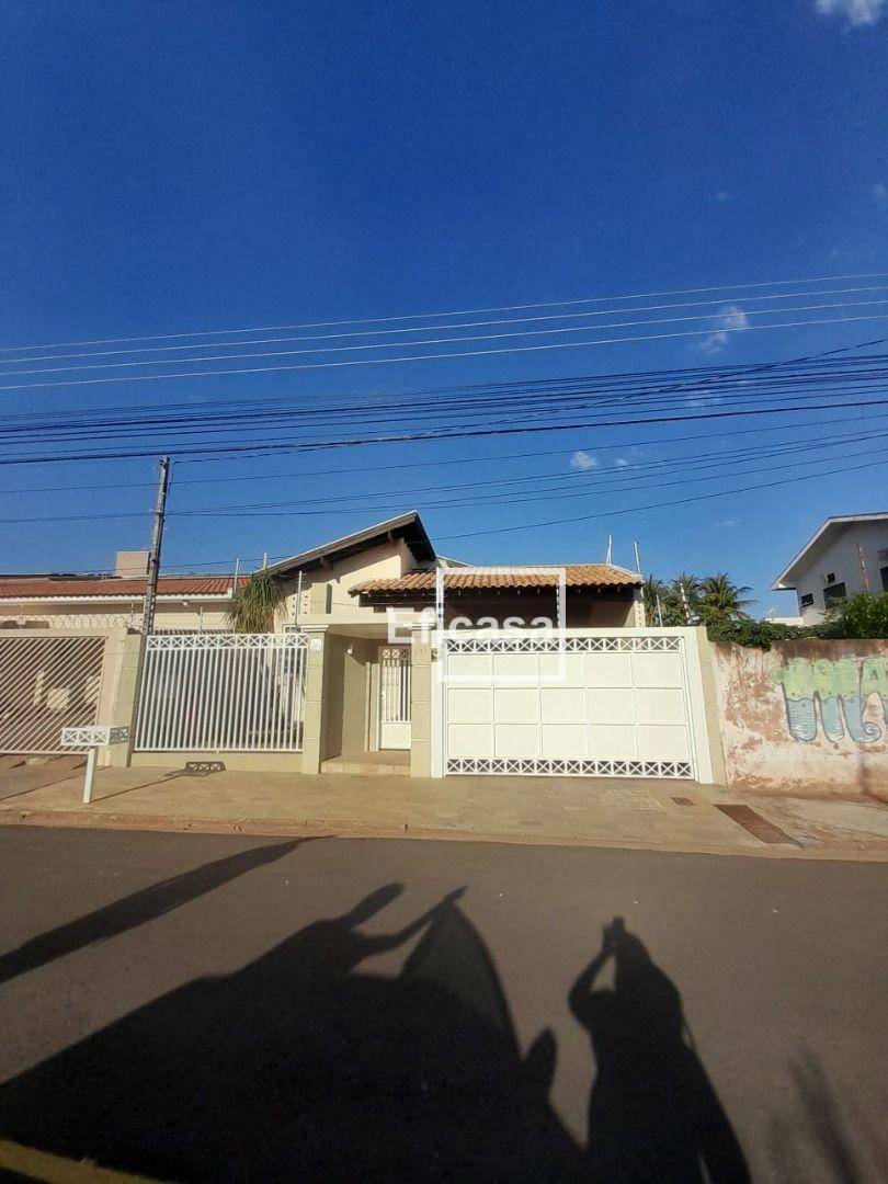 Casa à venda com 3 quartos, 294m² - Foto 38