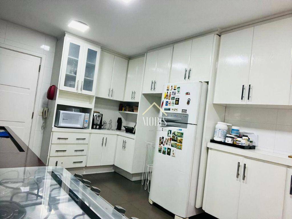 Apartamento à venda com 3 quartos, 191m² - Foto 13