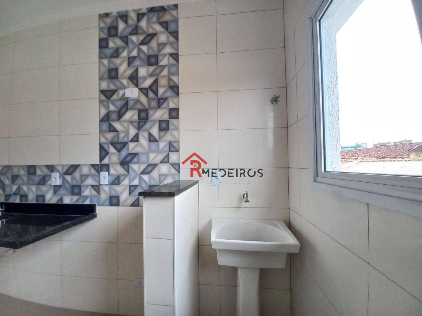 Casa à venda com 2 quartos, 43m² - Foto 15