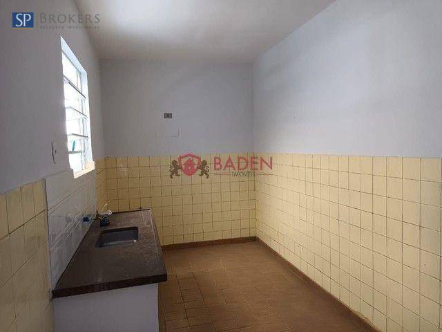 Casa à venda com 5 quartos, 240m² - Foto 8