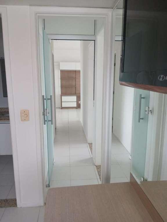 Apartamento à venda com 3 quartos, 85m² - Foto 10