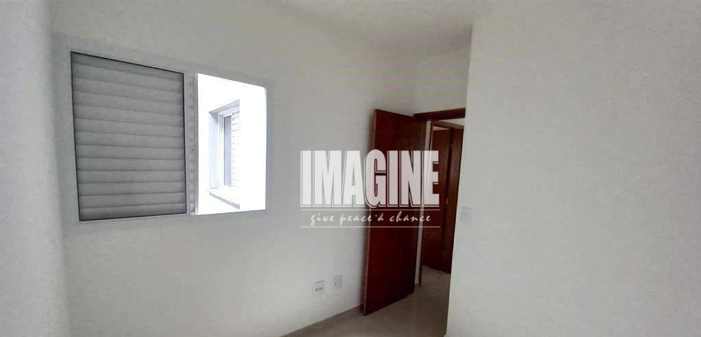 Apartamento à venda com 2 quartos, 39m² - Foto 11