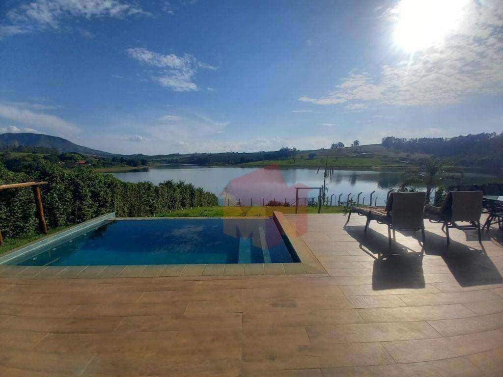 Chácara, 4 quartos, 1752 m² - Foto 1