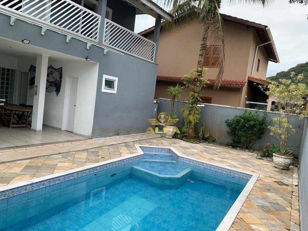 Casa de Condomínio à venda com 5 quartos, 297m² - Foto 2