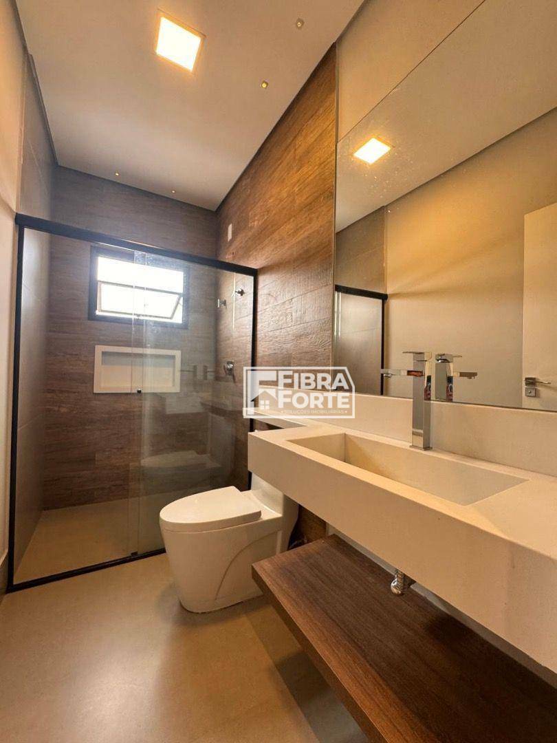 Casa de Condomínio para alugar com 3 quartos, 245m² - Foto 9