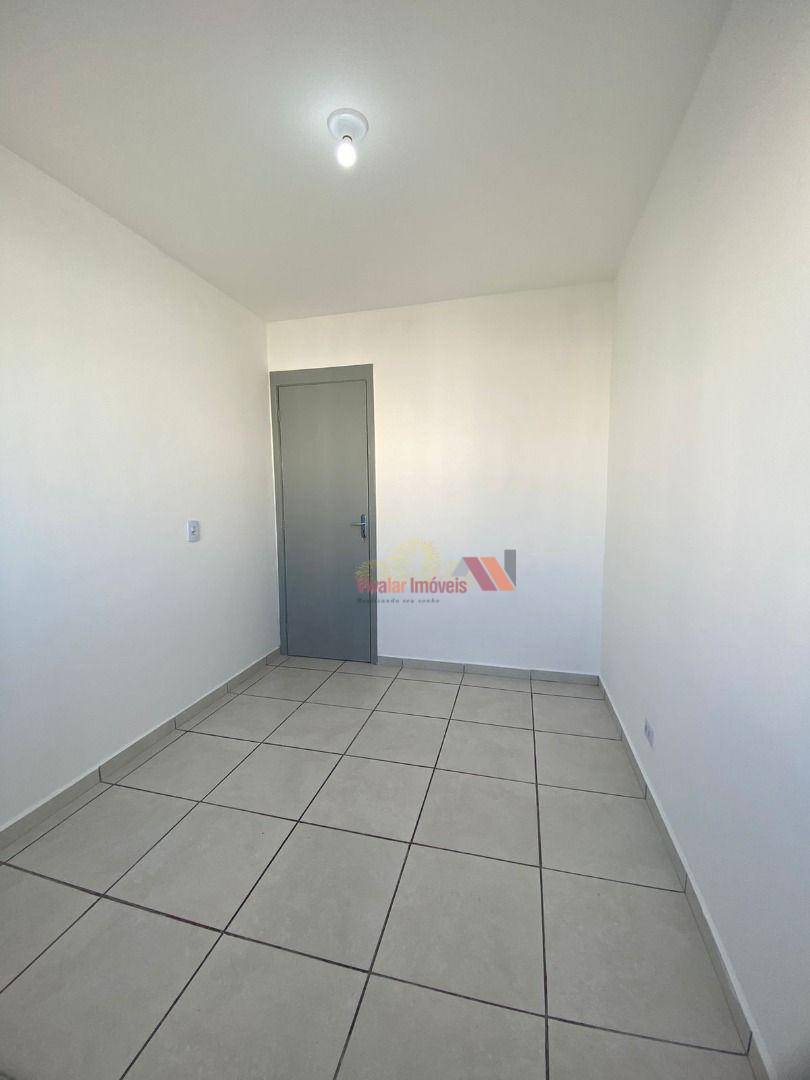 Apartamento à venda com 3 quartos, 63m² - Foto 2