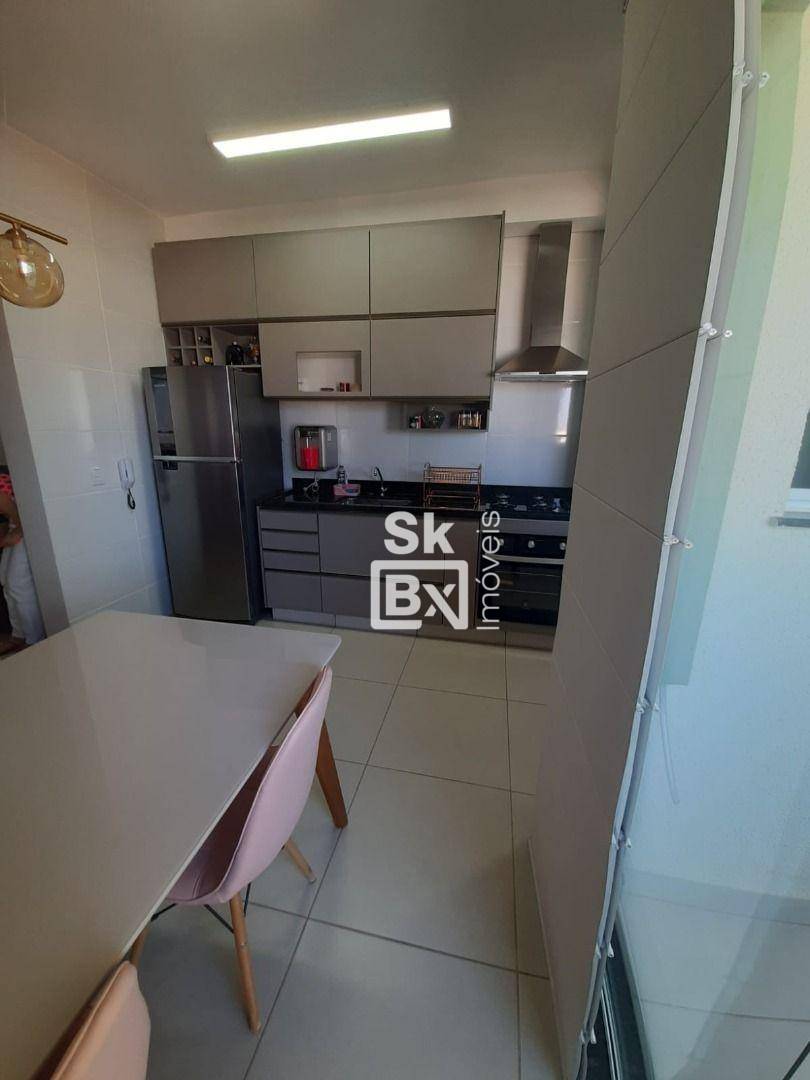 Apartamento à venda com 2 quartos, 62m² - Foto 9