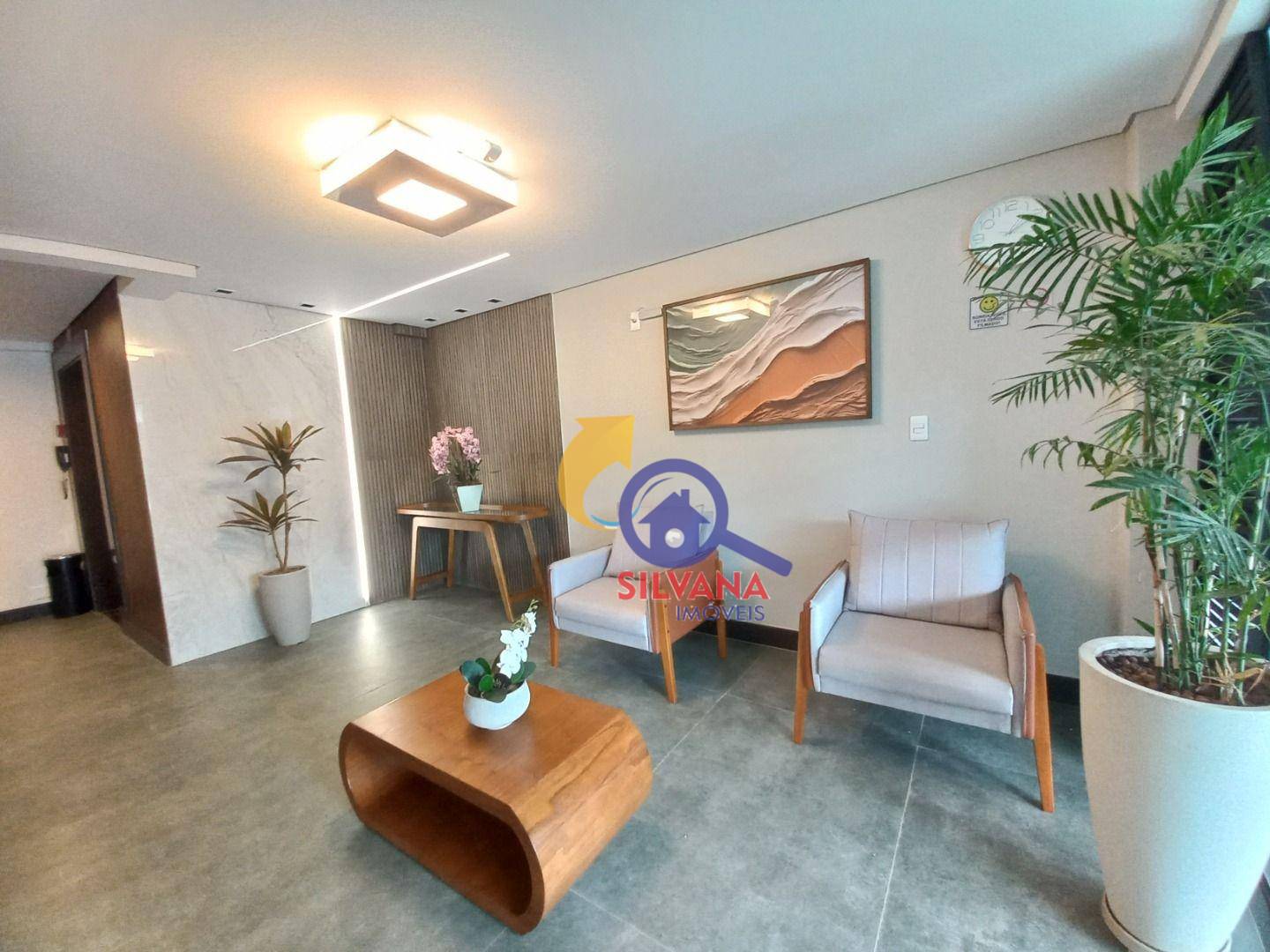 Apartamento à venda com 3 quartos, 140m² - Foto 1