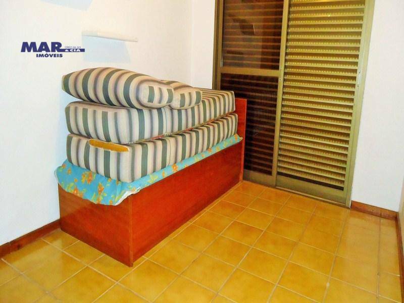 Apartamento à venda com 3 quartos, 95m² - Foto 4