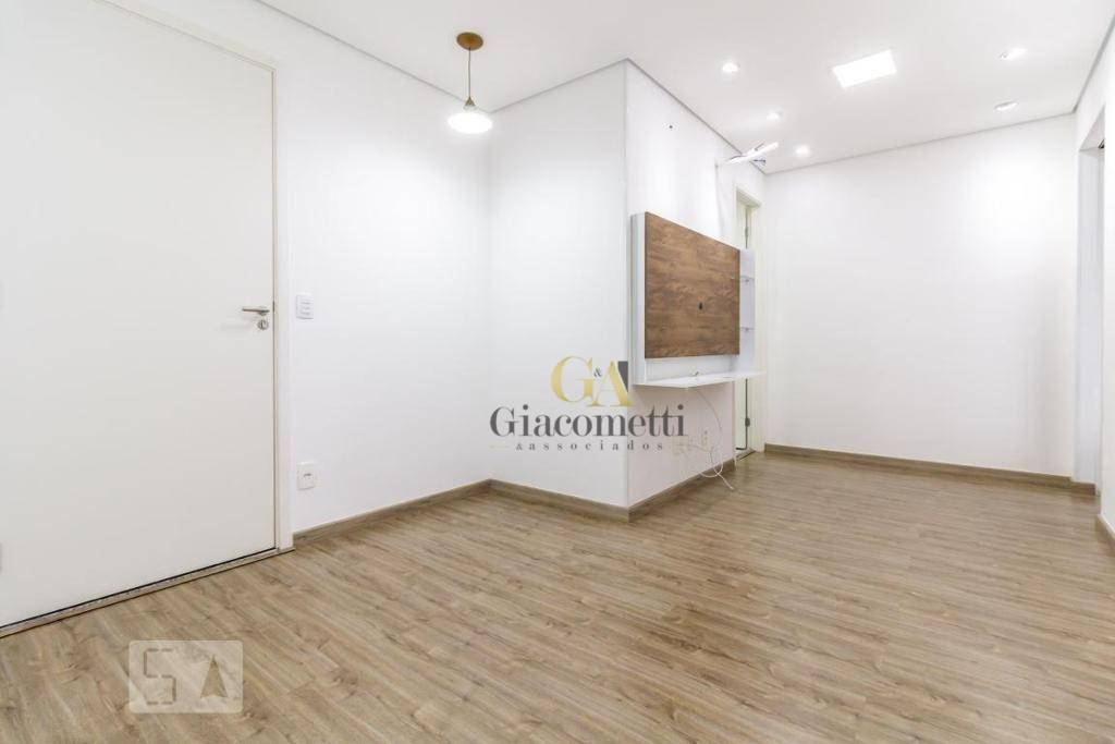 Apartamento à venda com 1 quarto, 40m² - Foto 4