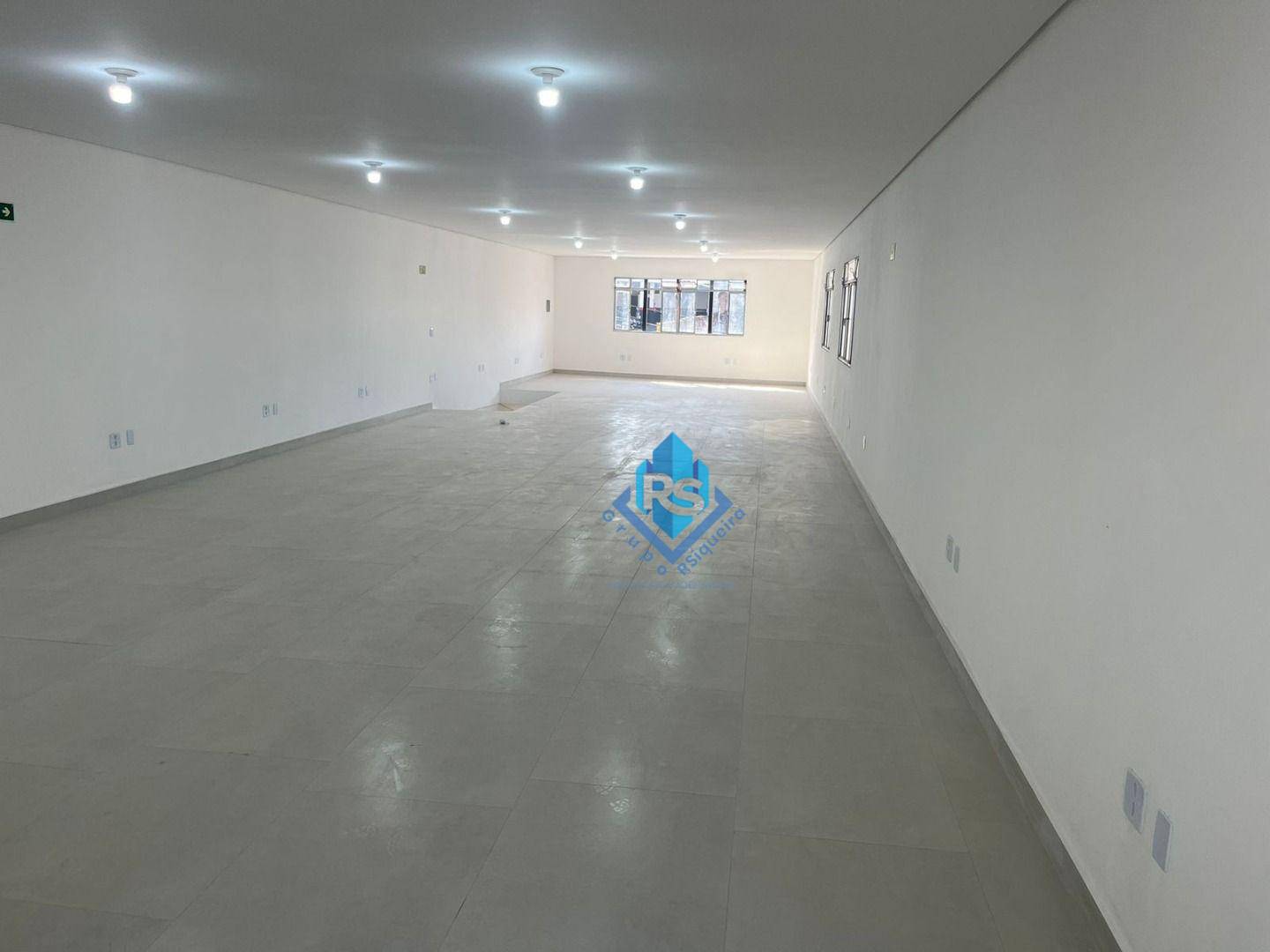 Loja-Salão à venda e aluguel, 300m² - Foto 5