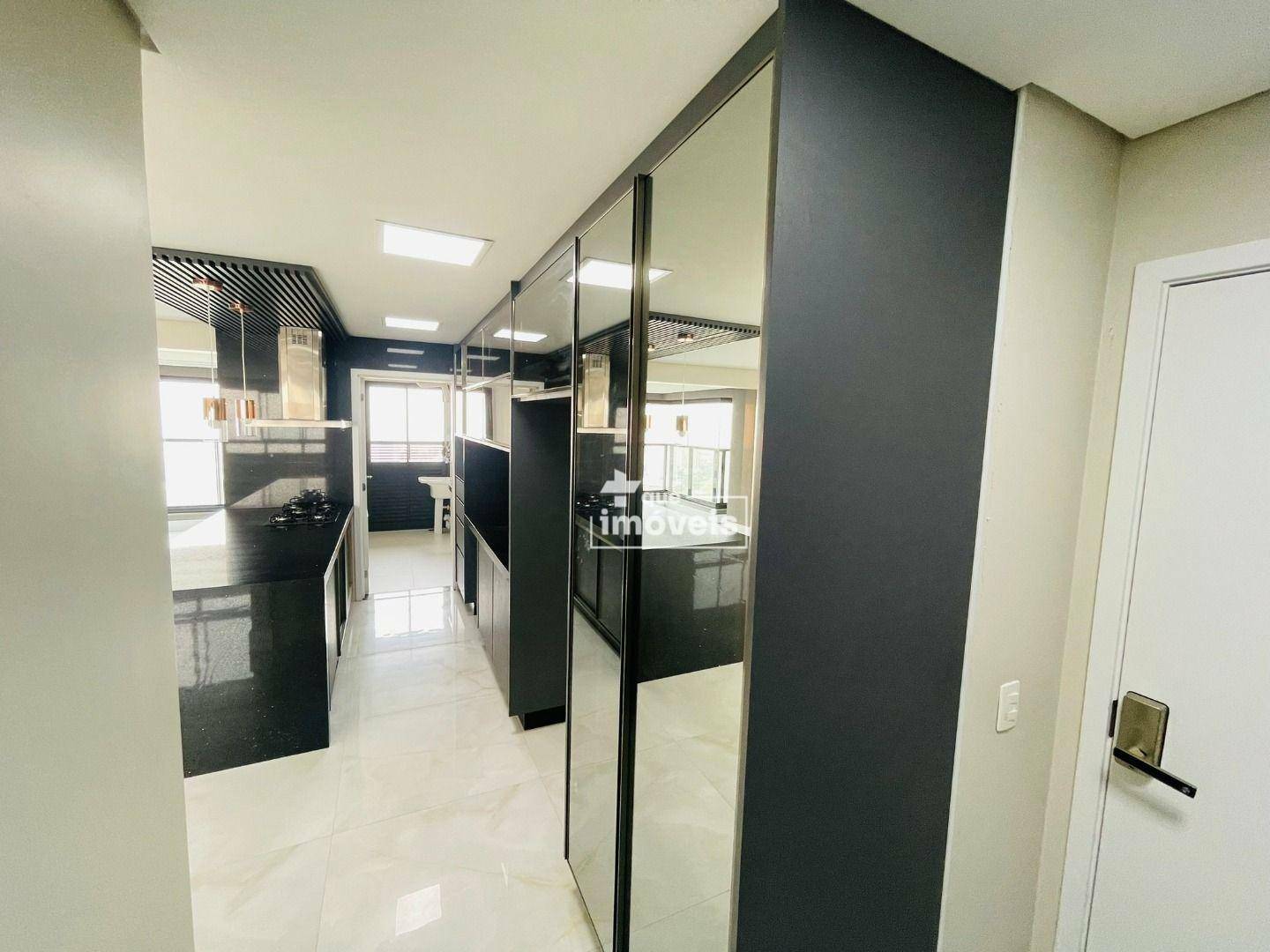 Apartamento à venda com 3 quartos, 150m² - Foto 24