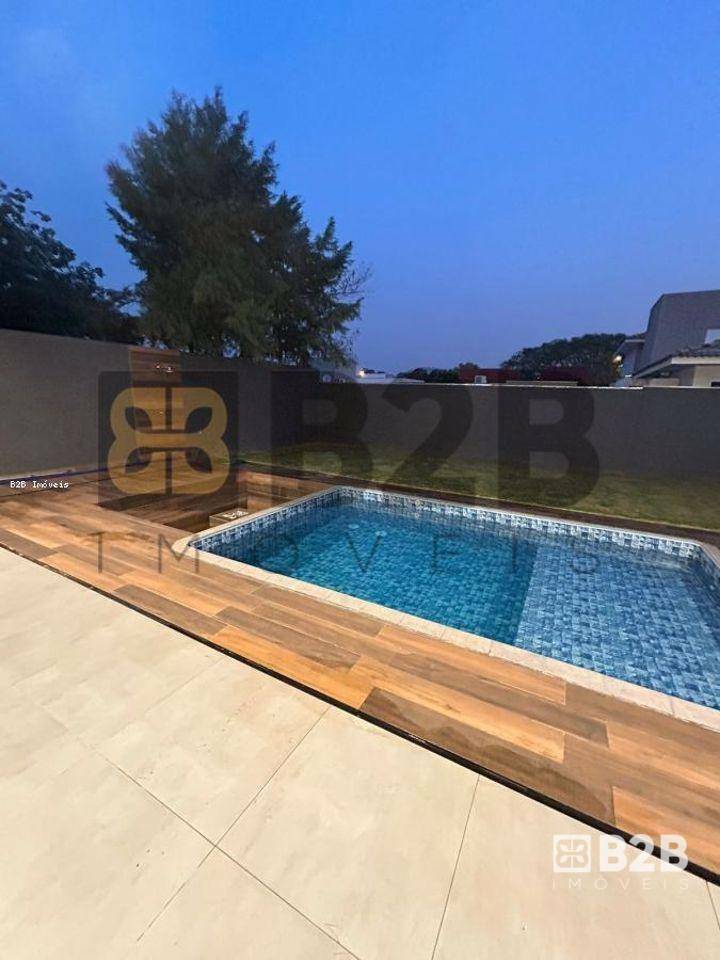 Casa à venda com 3 quartos, 300m² - Foto 28