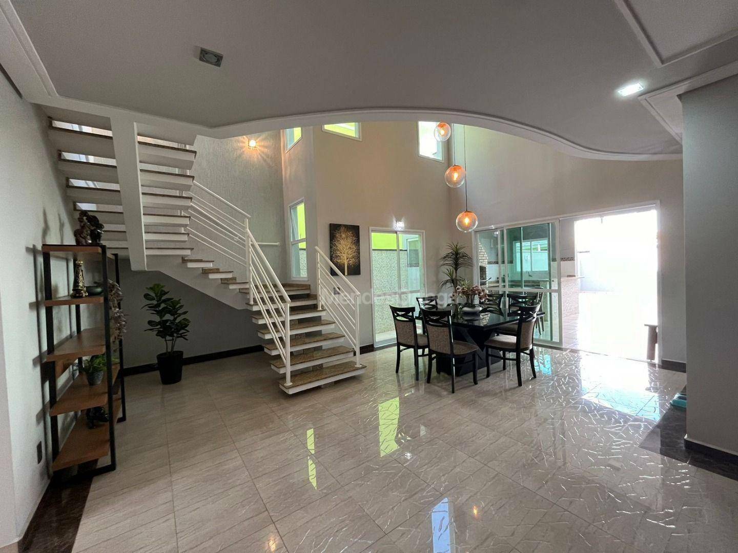 Casa de Condomínio à venda com 3 quartos, 302m² - Foto 9