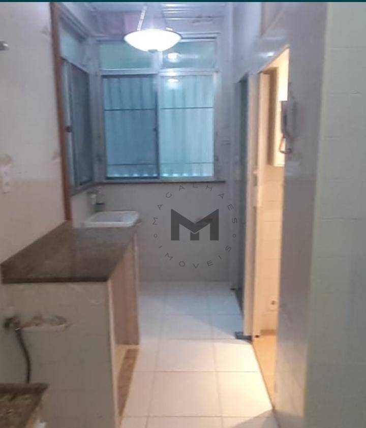 Apartamento à venda com 3 quartos, 101m² - Foto 3