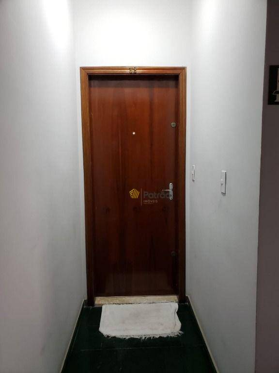 Apartamento à venda com 1 quarto, 57m² - Foto 23