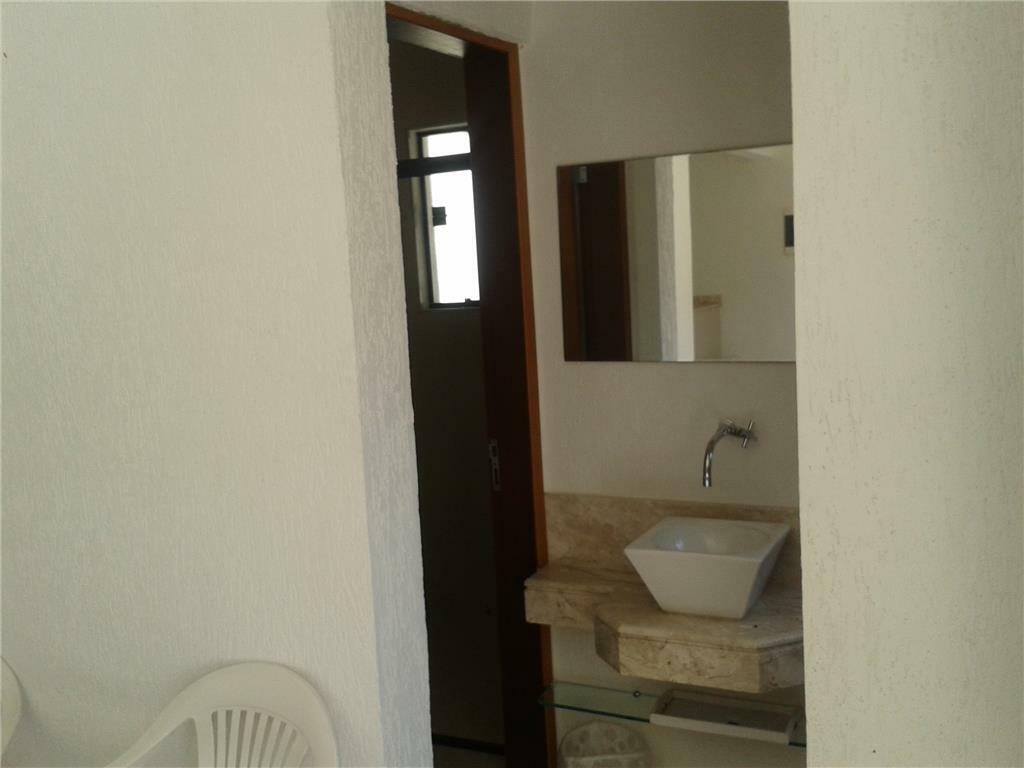 Casa de Condomínio à venda com 2 quartos, 400m² - Foto 4