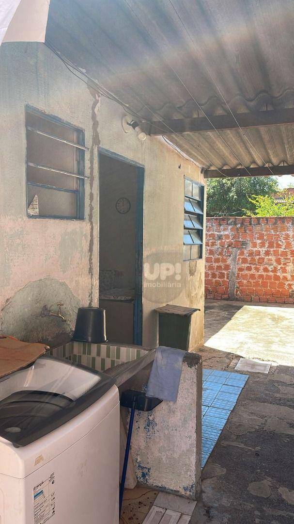 Casa à venda com 3 quartos, 50m² - Foto 7