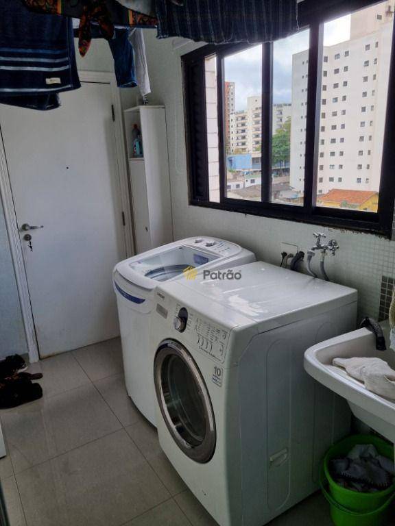 Apartamento à venda com 3 quartos, 208m² - Foto 20