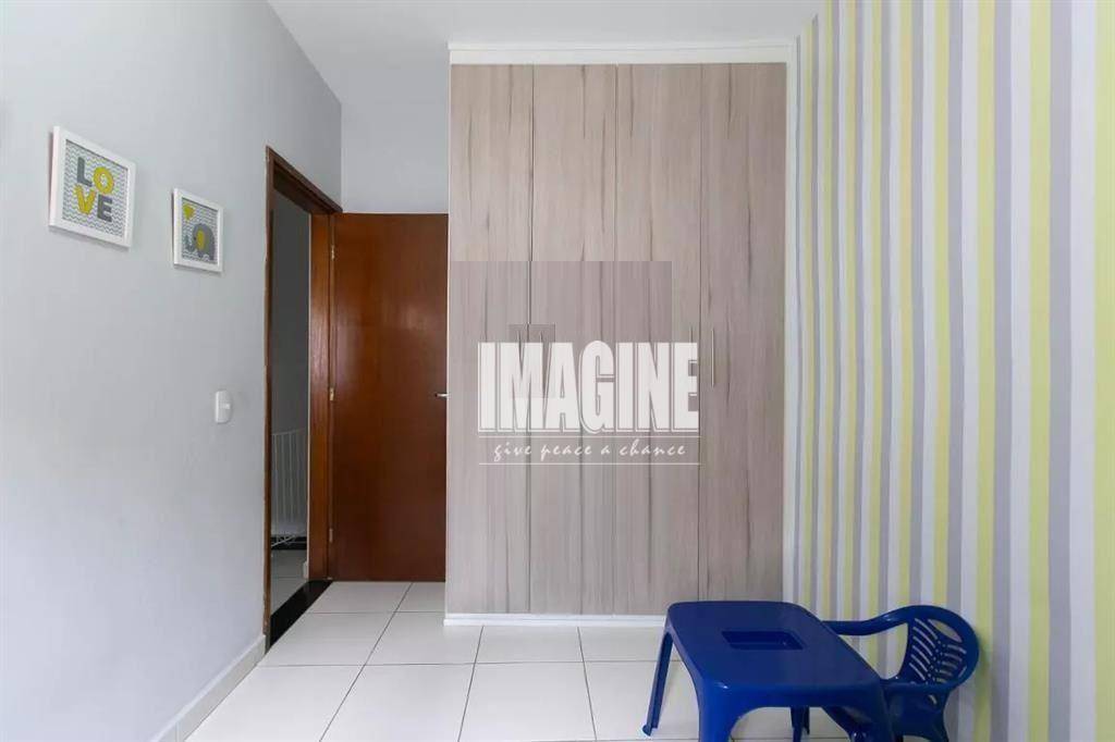 Sobrado à venda com 2 quartos, 65m² - Foto 2