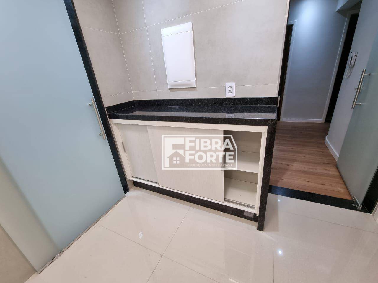 Apartamento à venda com 3 quartos, 200m² - Foto 12