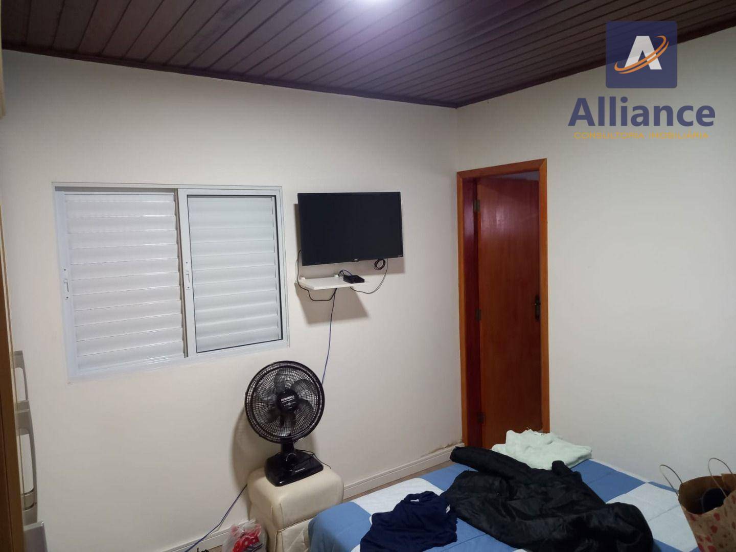 Casa para alugar com 3 quartos, 340m² - Foto 14