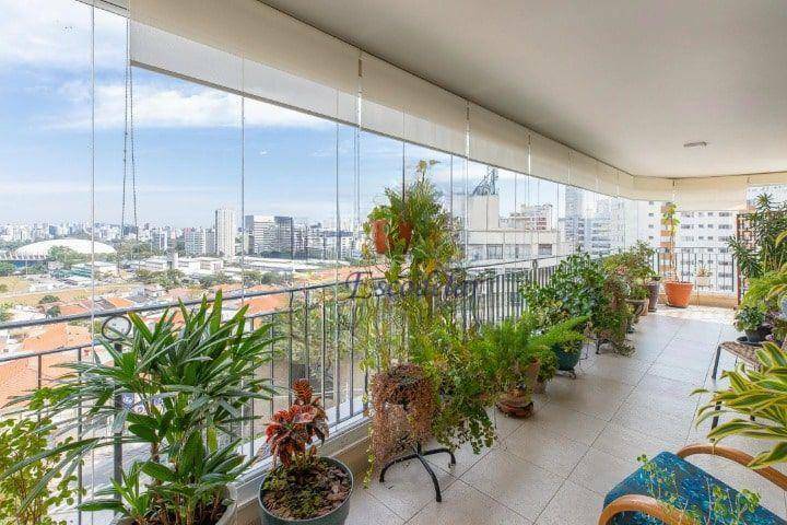 Apartamento à venda com 3 quartos, 276m² - Foto 4