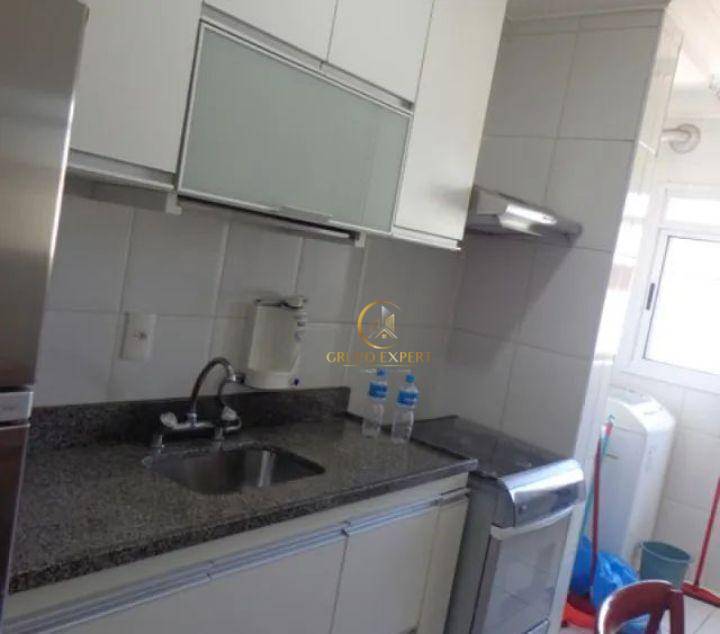 Apartamento para alugar com 2 quartos, 68m² - Foto 6