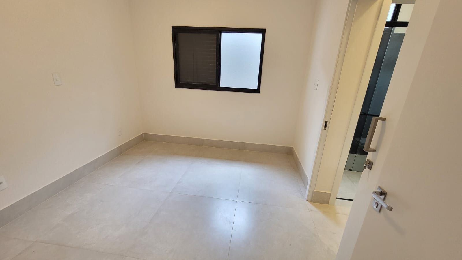 Casa à venda com 3 quartos, 176m² - Foto 12