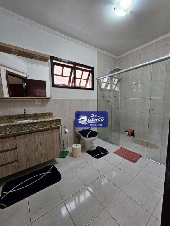 Sobrado à venda com 3 quartos, 236m² - Foto 23