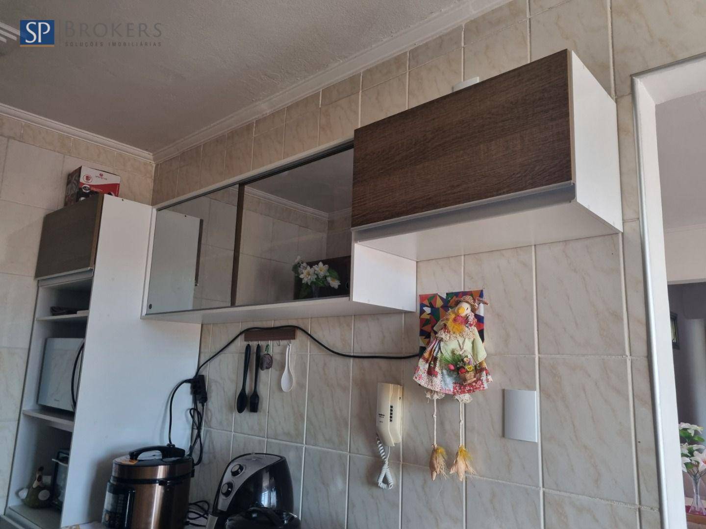 Apartamento à venda com 2 quartos, 70m² - Foto 9