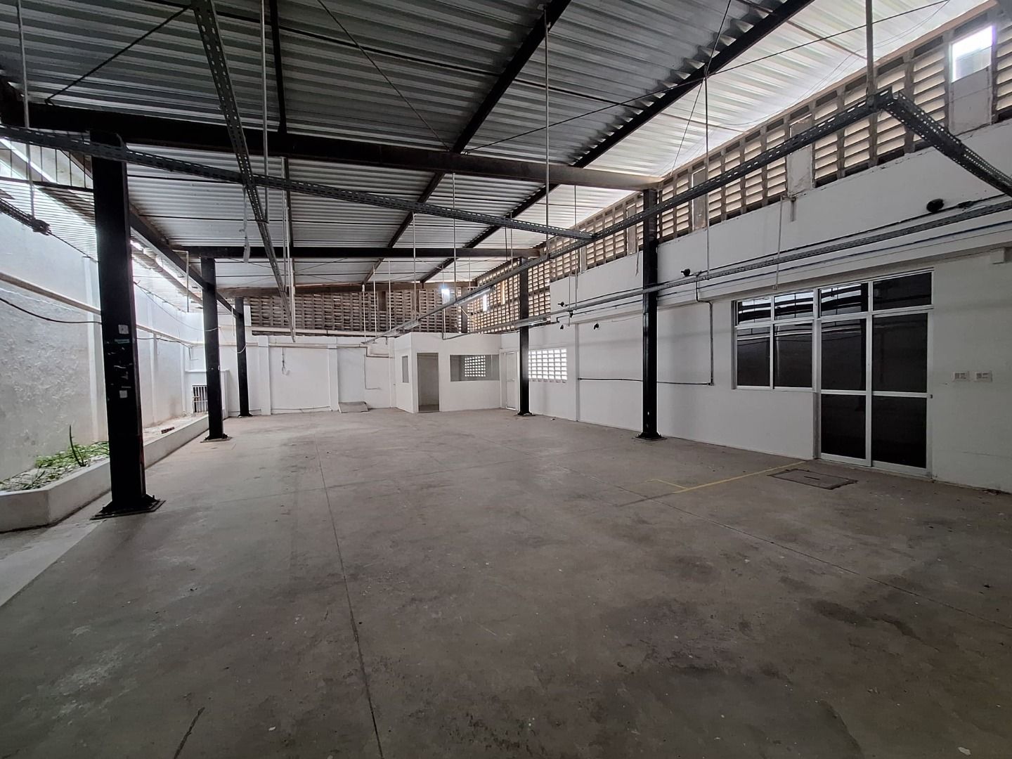 Casa para alugar, 557m² - Foto 15