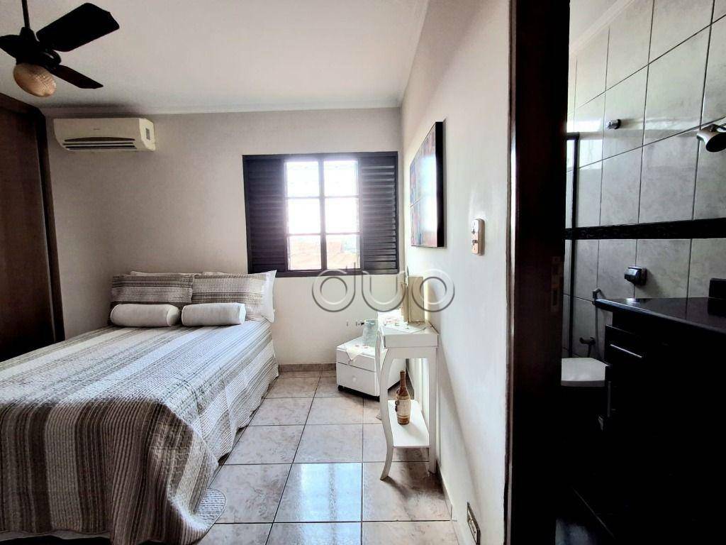 Casa à venda com 3 quartos, 176m² - Foto 25