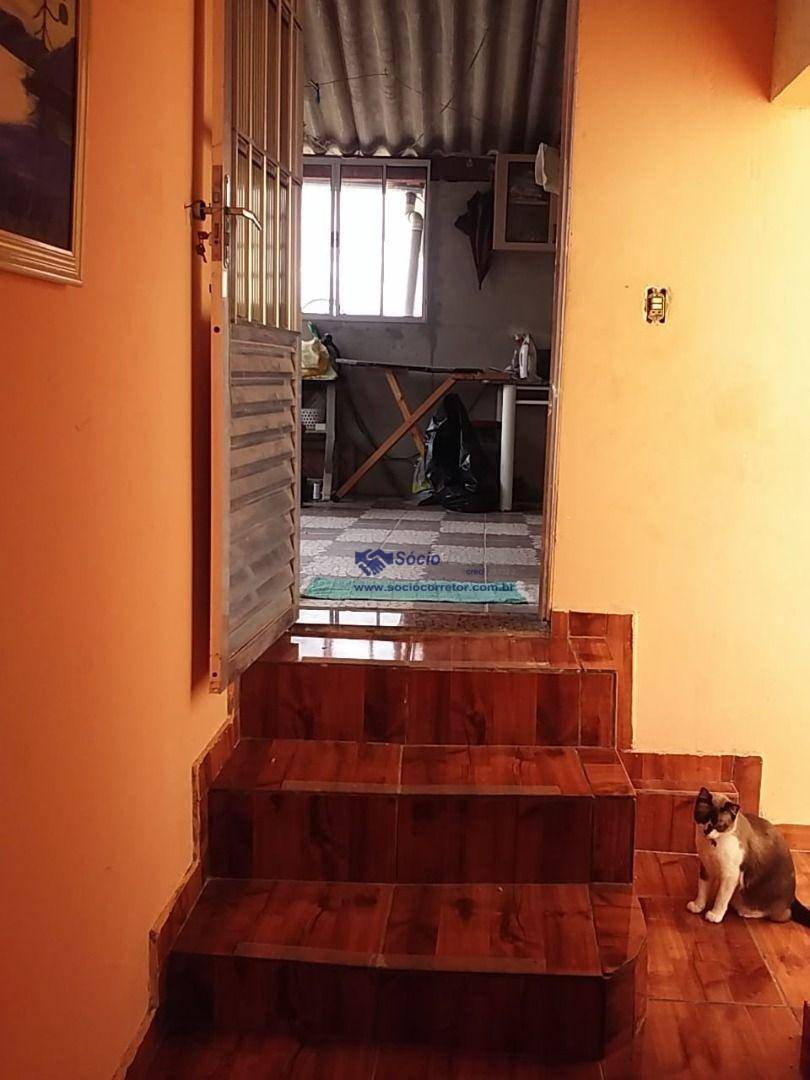 Sobrado à venda com 6 quartos, 164m² - Foto 7