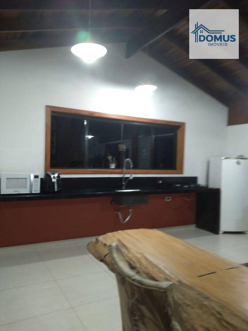 Chácara à venda com 3 quartos, 250m² - Foto 14