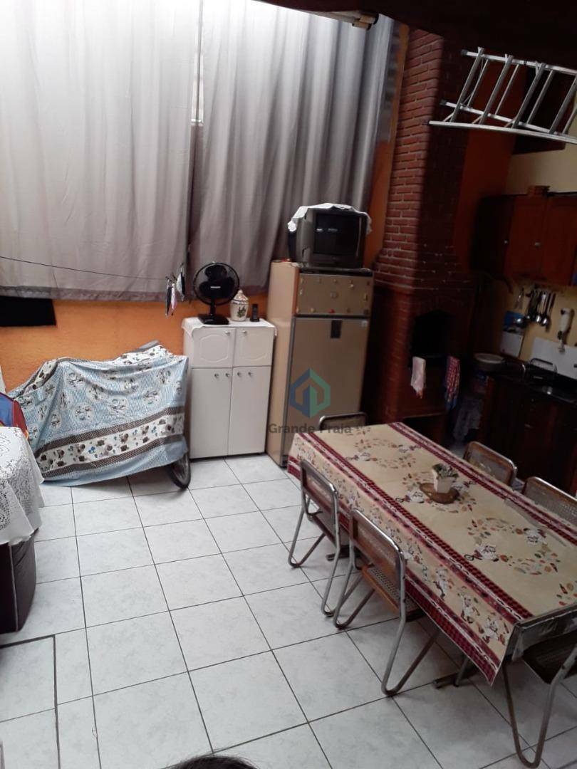 Casa à venda com 2 quartos, 80m² - Foto 17