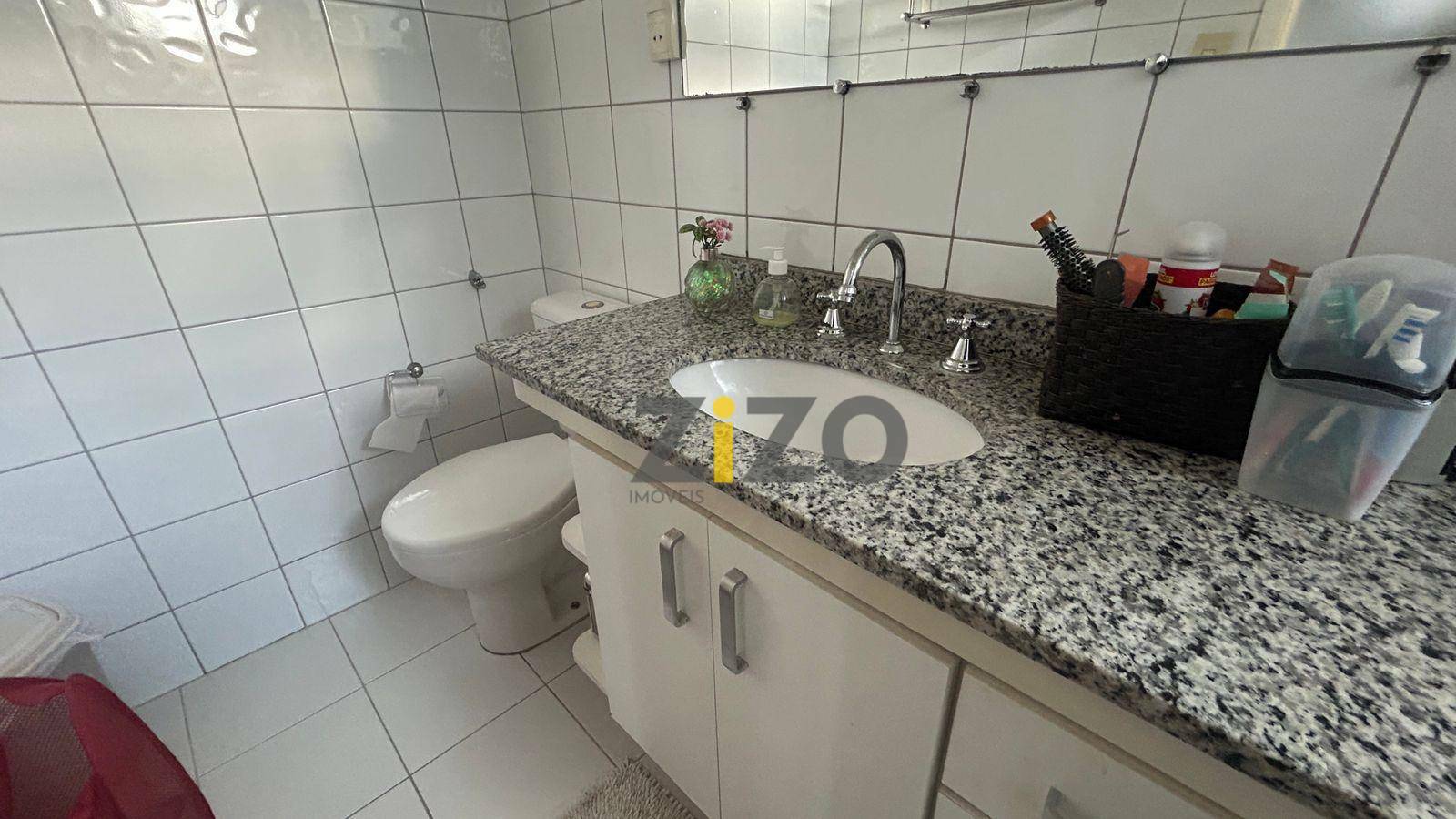 Apartamento para alugar com 4 quartos, 106m² - Foto 15