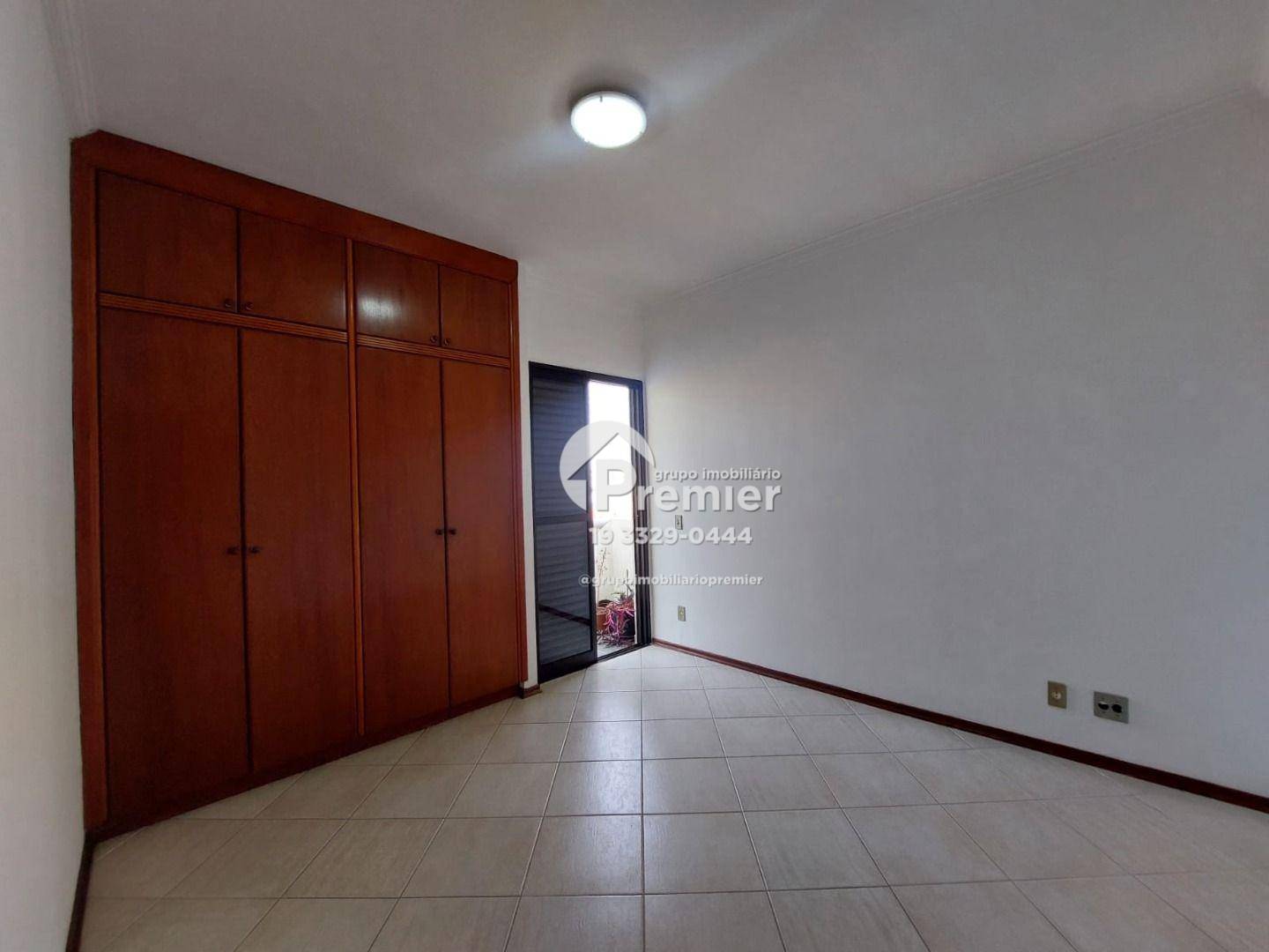 Apartamento para alugar com 3 quartos, 119m² - Foto 18