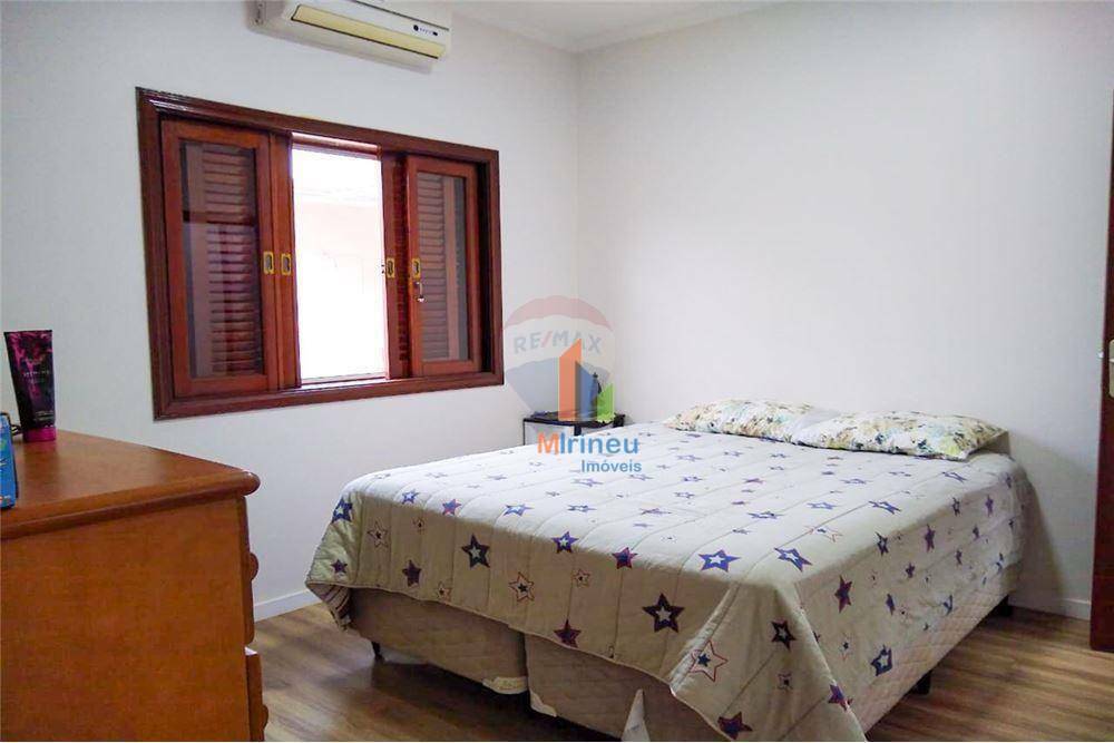 Sobrado à venda com 5 quartos, 290m² - Foto 10