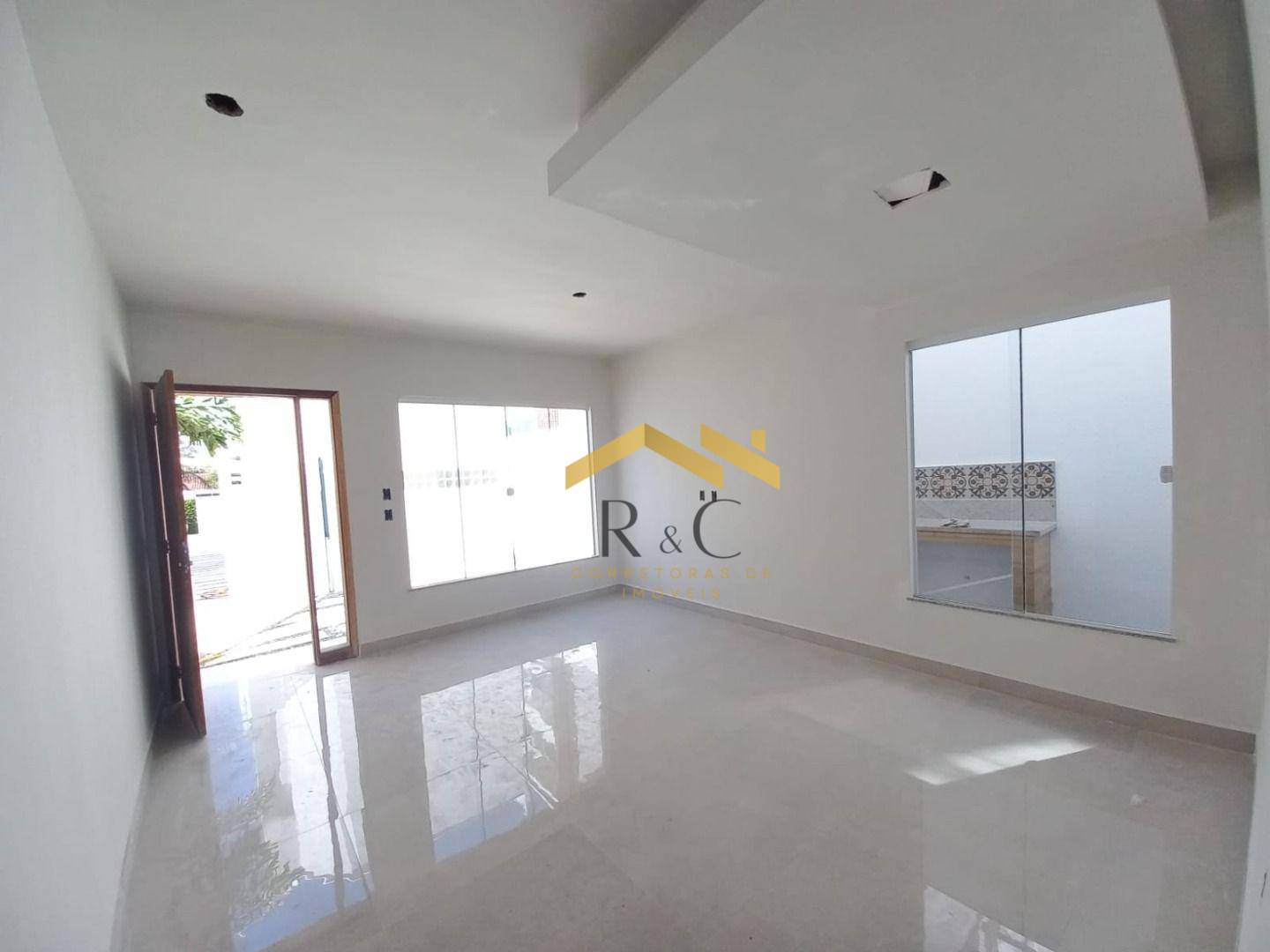 Casa à venda com 4 quartos, 140m² - Foto 5