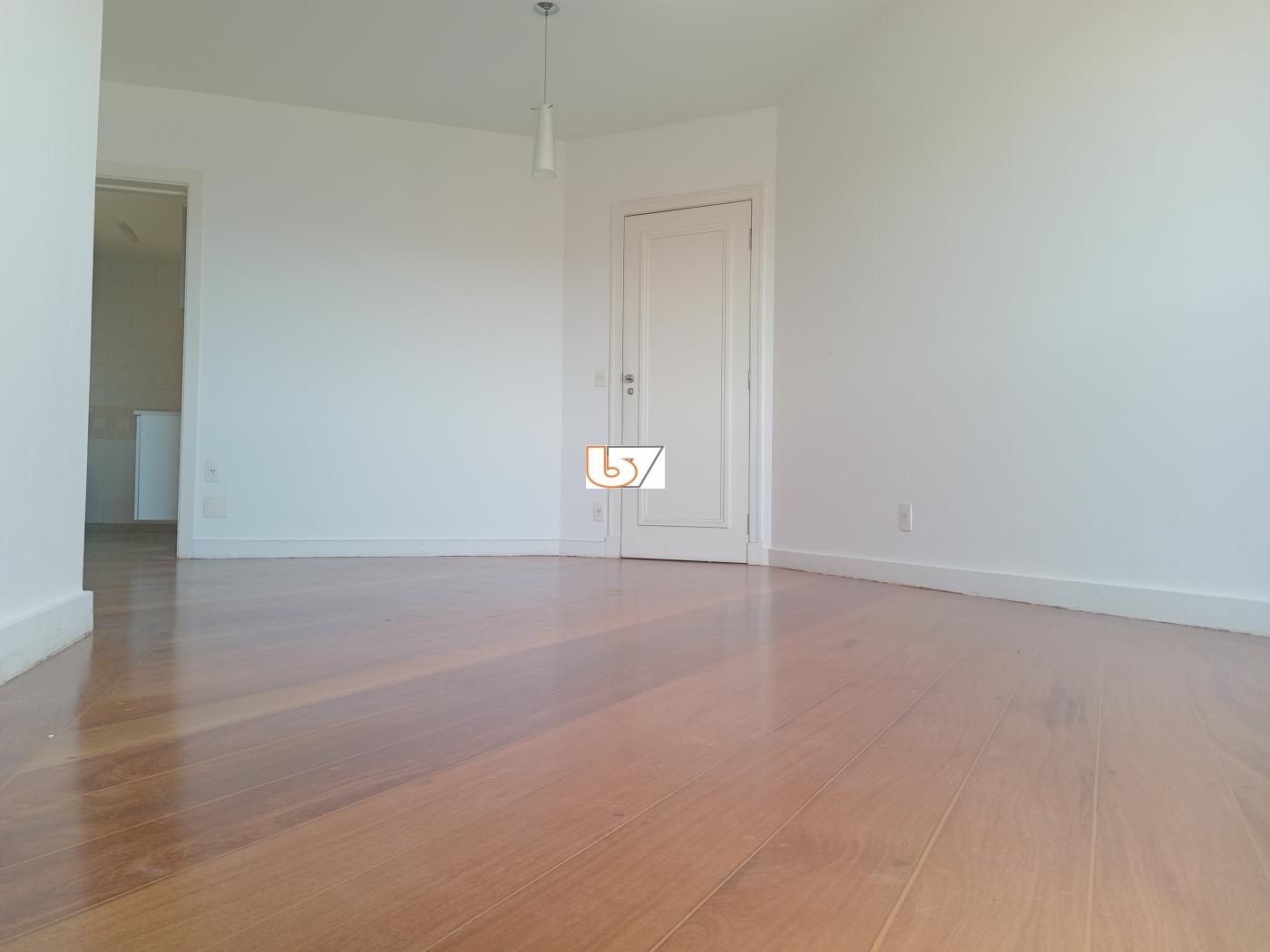 Apartamento para alugar com 3 quartos, 96m² - Foto 5